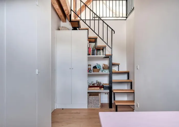 Les Robinsons De Versailles, Et Verdoyant *