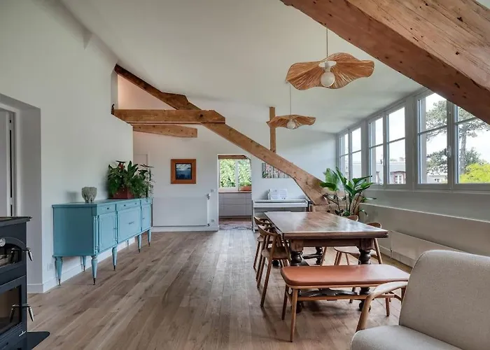 Les Robinsons De Versailles, Et Verdoyant Appartement Versailles